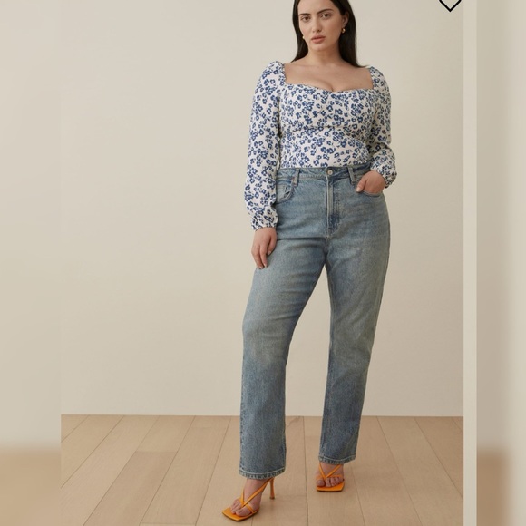 NWT REFORMATION REIGN TOP - Picture 3 of 5